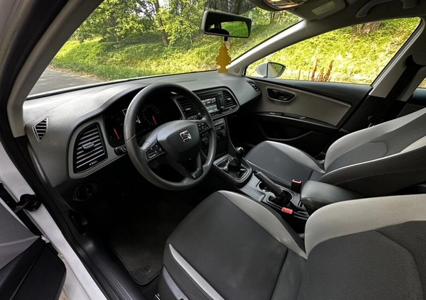 Seat Leon cena 26900 przebieg: 150000, rok produkcji 2013 z Góra małe 211
